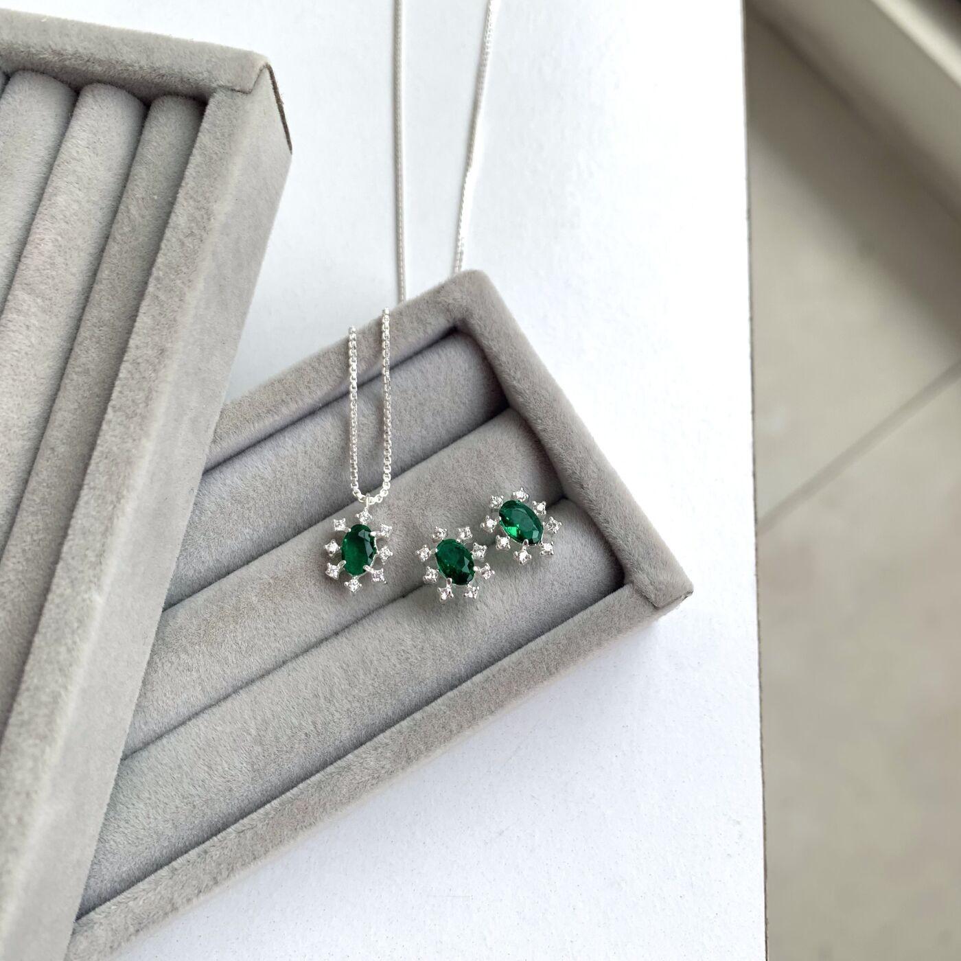 CONJUNTO OVAL COM MOLDURA EM VOLTA
