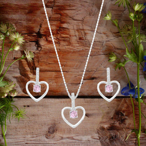 CONJUNTO CORAÇÃO COM PEDRA PENDURADA