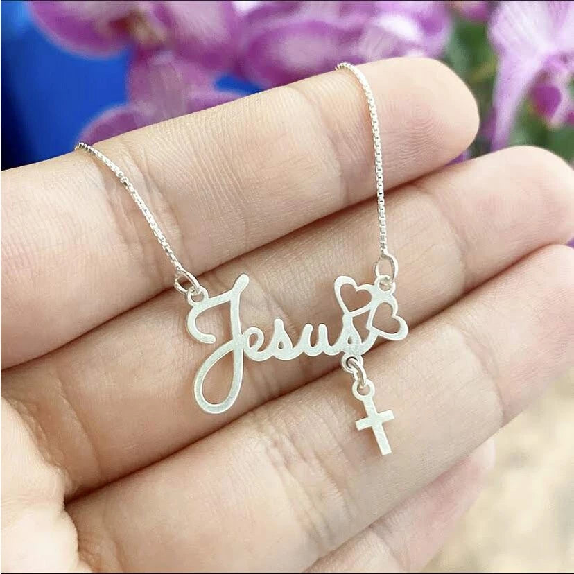 GARGANTILHA COM PINGENTE JESUS E CRUZ