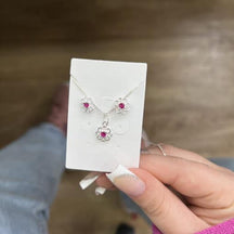 CONJUNTO FLOR COM PEDRA NO MEIO