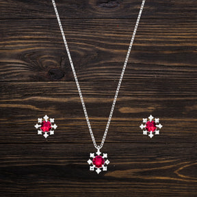 CONJUNTO REDONDO E ZIRCONIAS EM VOLTA